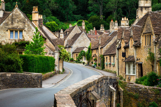 Cotswolds castle combe street 4